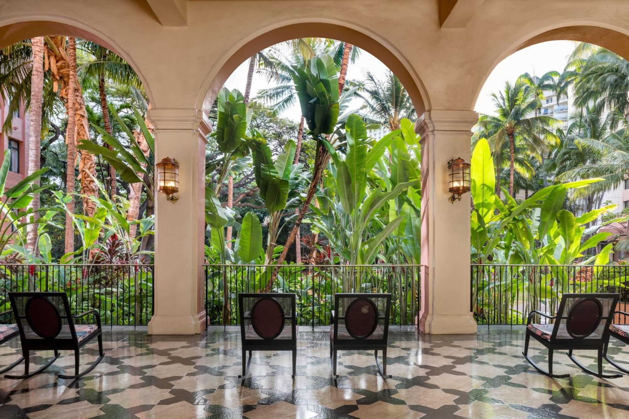 The Royal Hawaiian, A Luxury Collection Resort, Waikiki Honolulu Bagian luar foto